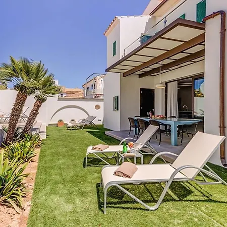 Holiday home Esencia *